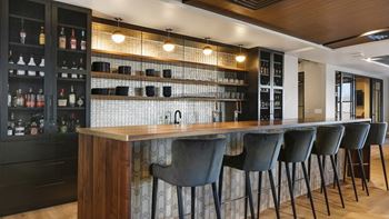Clubroom lounge with bar & game room